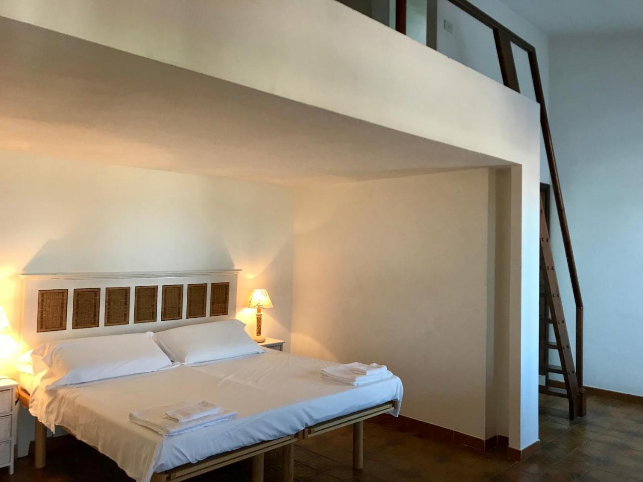 Hotel Su Meriagu Капитана Экстерьер фото